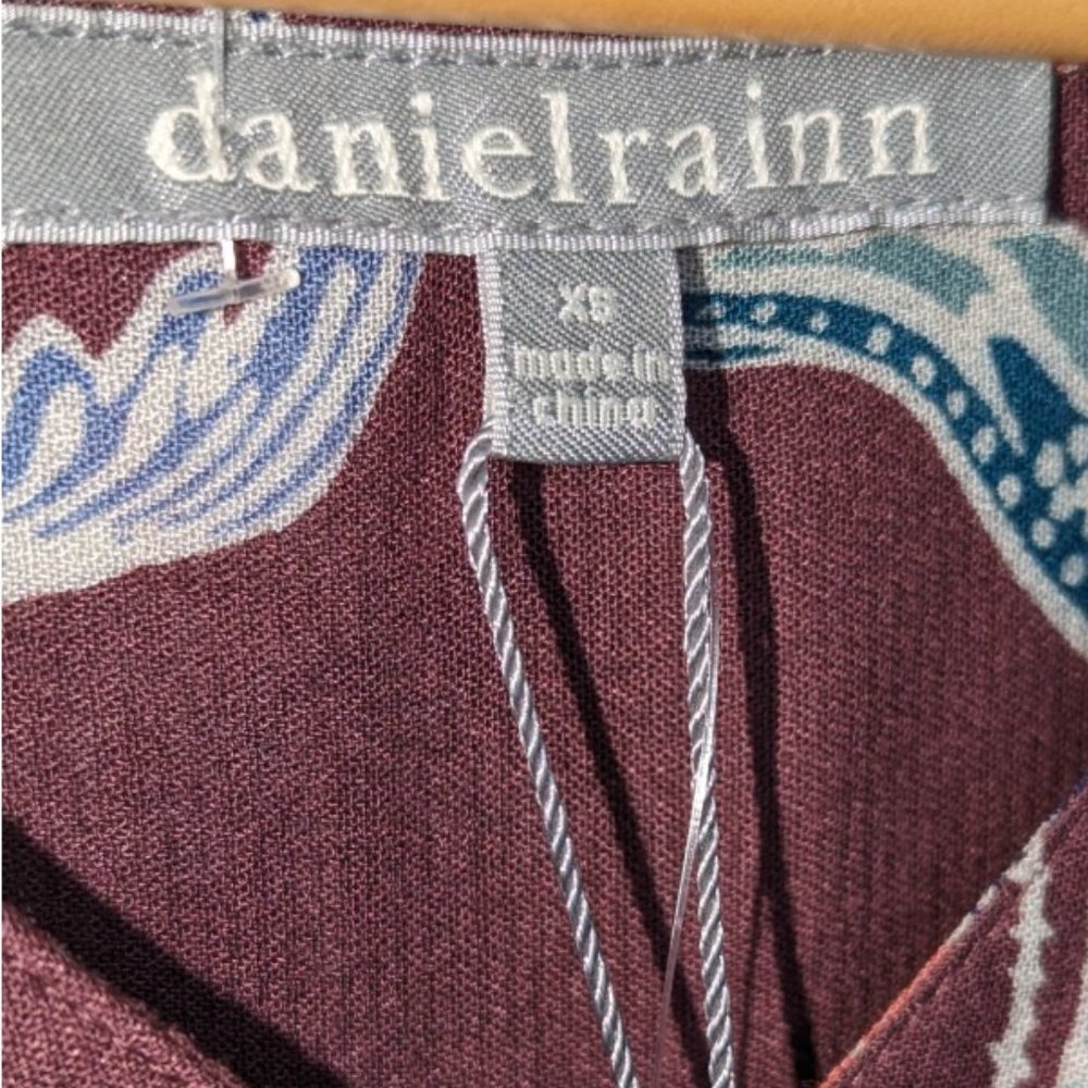 Daniel Rainn Pleated XS Blouse Floral V-Neck Long Sleeve Roll Tab Sleeve Paisley - Picture 6 of 12